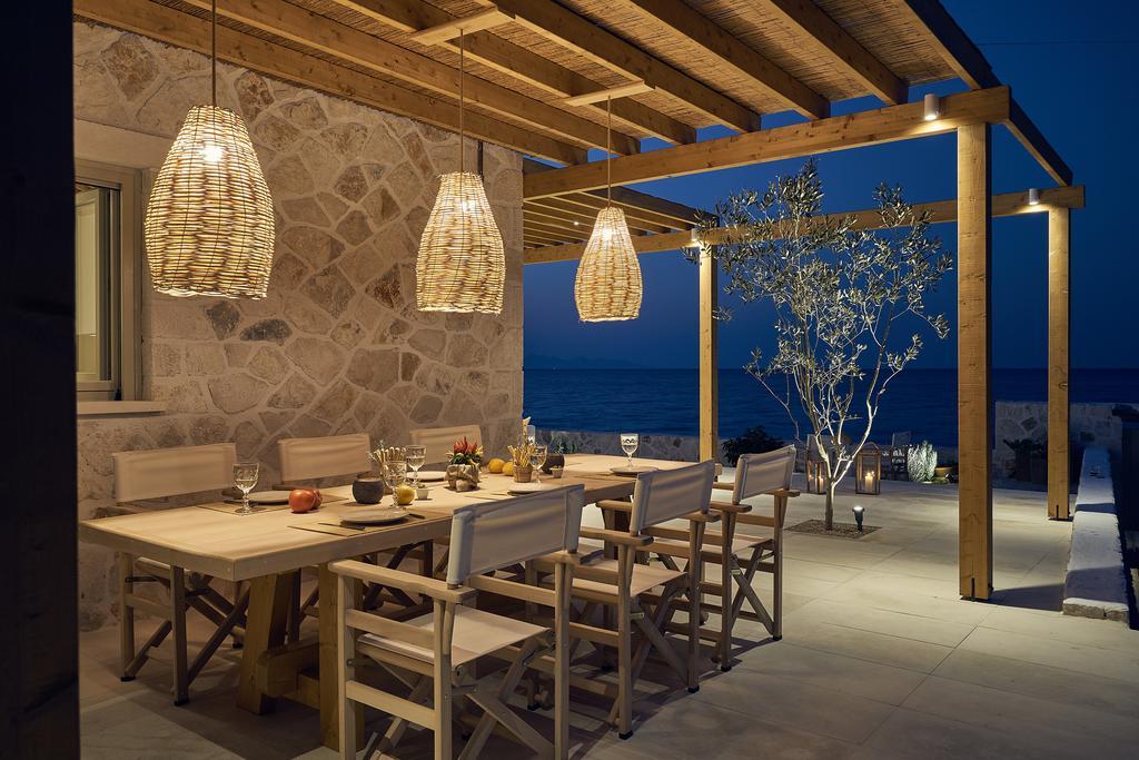 Niova Villa - Seafront, Private Pool And Ionian Sea Views, By Zantewize Alykes  Bagian luar foto