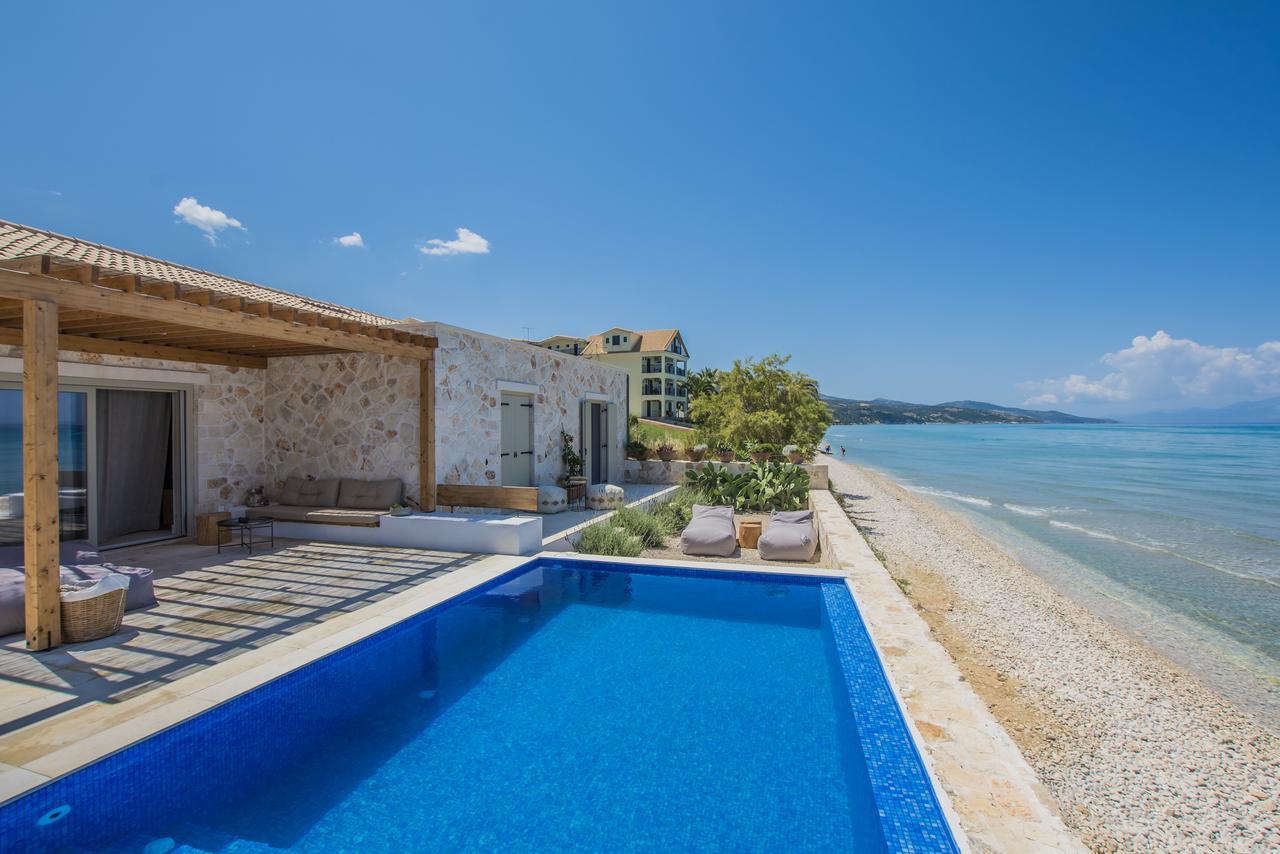 Niova Villa - Seafront, Private Pool And Ionian Sea Views, By Zantewize Alykes  Bagian luar foto
